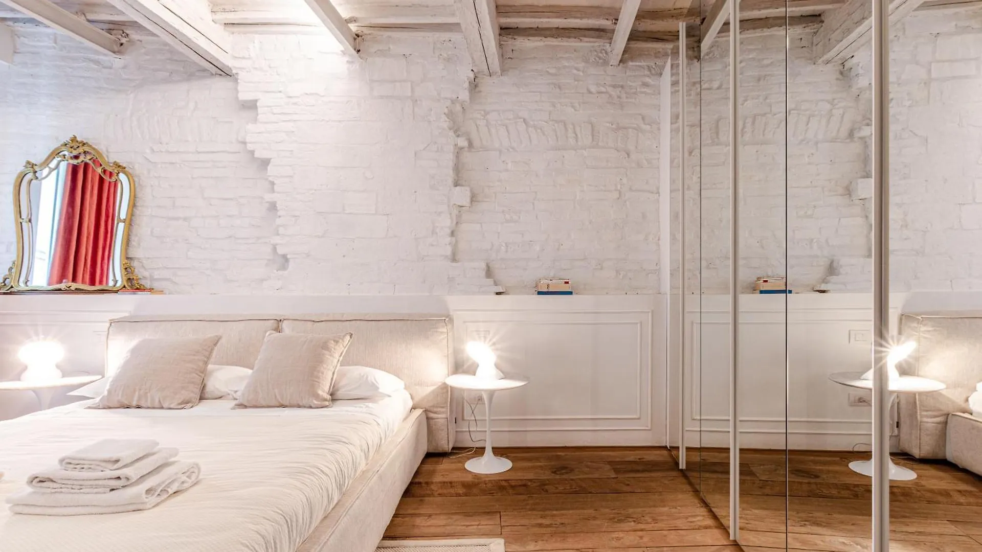 Casa Sapienza - Luxury Apartment In The Centre シエーナ 0*,  イタリア